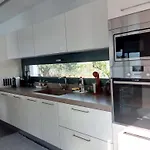 Titi Βίλα Καμίνια