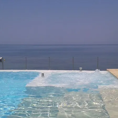Villa Titi Kaminia (Achaea)