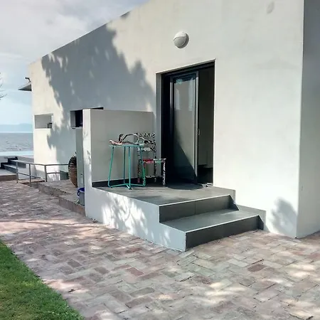 Titi Villa